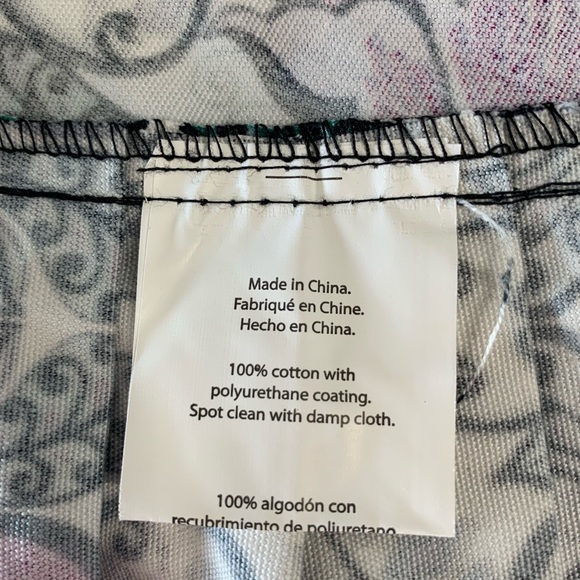 Adorable Floral Apron - Picture 10 of 10